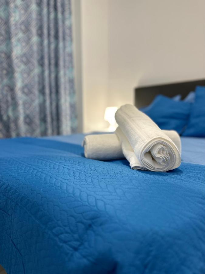 Apartamentos Don Diego La Carihuela Торемолинос Екстериор снимка