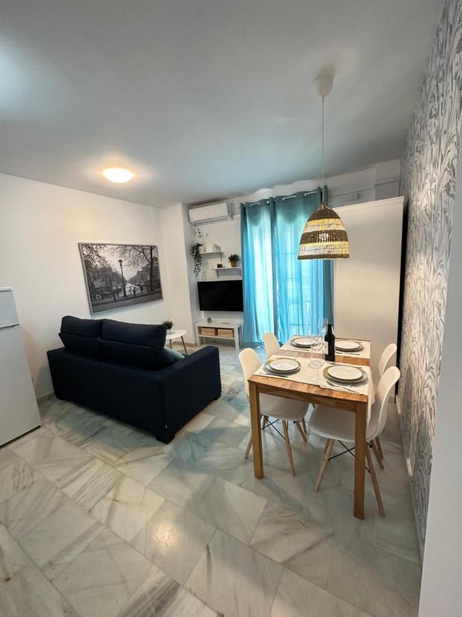 Apartamentos Don Diego La Carihuela Торемолинос Екстериор снимка